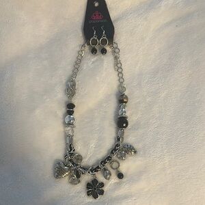Paparazzi Black and Silver Necklace Set
